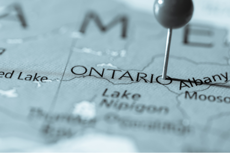 Ontario iGaming Regulator Releases Guide to Help Unregulated Operators Become Licensed