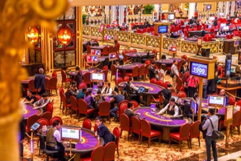 Macao Gambling Head nie le blanchiment d'argent et les jeux illégaux